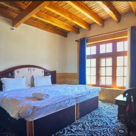 Guru View Home Stay Padam Eksteriør bilde